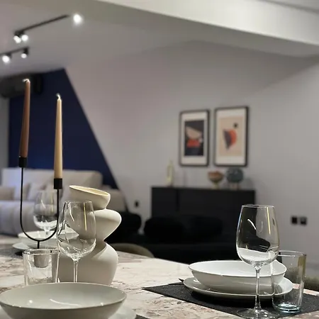 Lily's Maison Ii The Horizon *