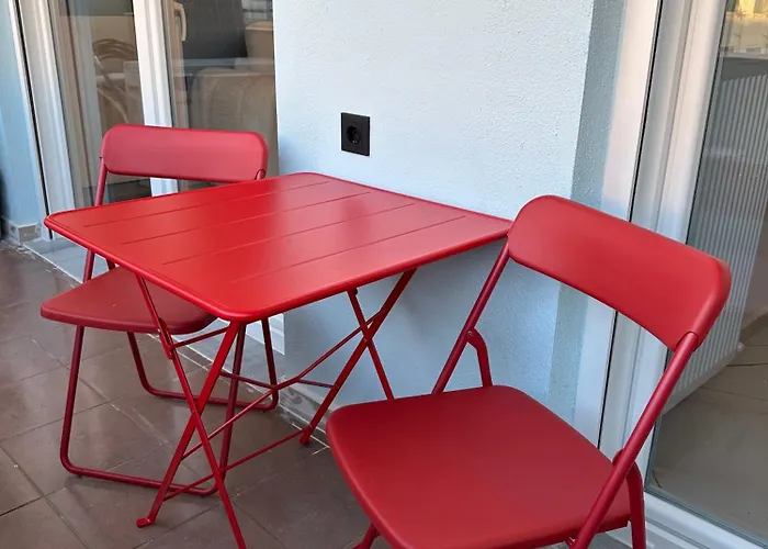 Lily's Maison Ii The Horizon *